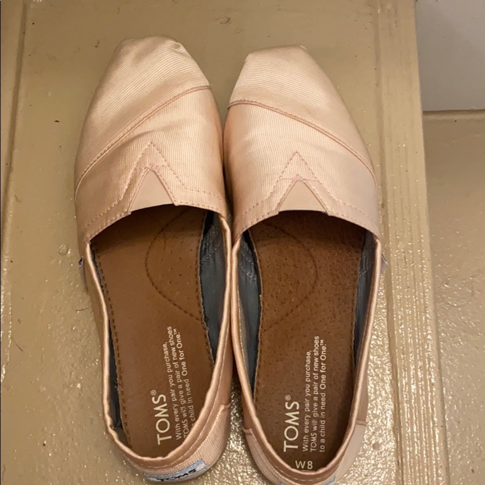 Toms pink shoes